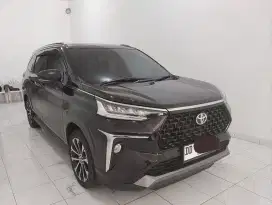 Toyota Veloz Q CVT 2025