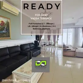DISEWAKAN Rumah Mewah Full Furnished Di Lippo Cikarang