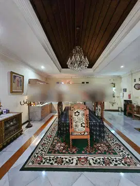 Rumah SHM Bagus SCBD Tulodong Jakarta Selatan
