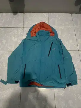 Jaket outdoor merk greenforest