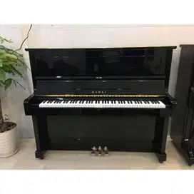 PIANO KAWAI KU1
