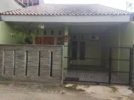 Dikontrakan dengan isinya (milik pribadi)
