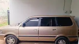 Dijual Mobil Toyota Kijang LGX Bensin