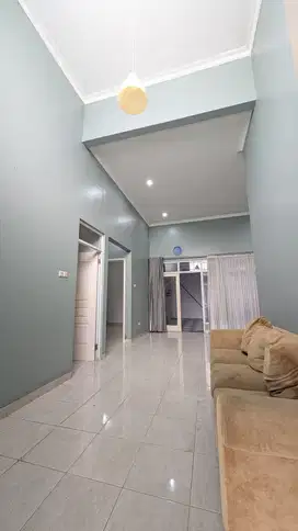 Rumah sewa Citra Gran Cibubur termurah rapih & bersih bonus IPL 1 thn