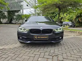 (DP: 0 + Cashback 100JT) BMW 320i 2019 Sport Shadow low km 320 f30 M