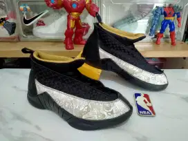Sepatu Basket Vintage Nike Air Jordan Retro 15