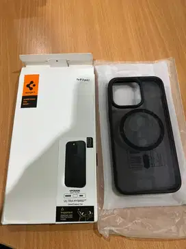 Case Iphone 13 Pro Spigen
