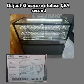 Showcase etalase GEA 202 Liter