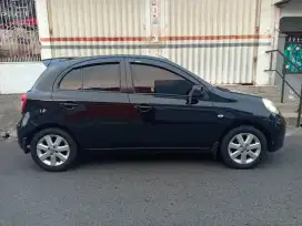 Nissan March 2011