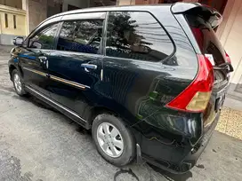 Toyota Avanza Veloz A/T 2012 Warna Blue Black