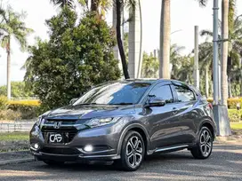HR-V Prestige At 2015/ HRV HR-V Prestige matic automatic Abu 1.8 2015