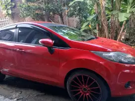 Ford Fiesta 2012 atas nama dewe