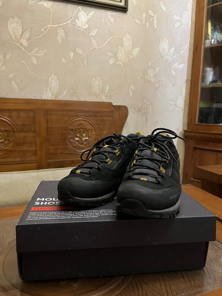 Sepatu Outdoor Eiger