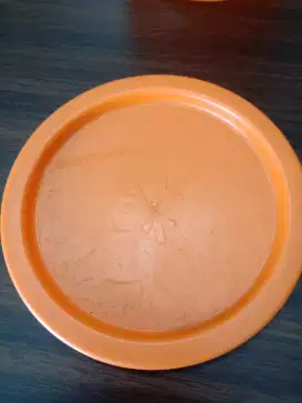 Wadah Tupperware
