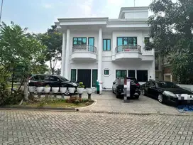 Rumah Hoek 2 Lantai di Monaco Village Gading Serpong
