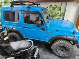 Suzuki Jimny Sierra SJ410 1987 - Sudah Full Body Restorasi