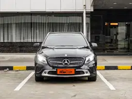 Dp 10 Juta GLA200 1.6 Urban (X156) Th 2015