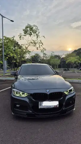 BMW F30 320i N20 2014