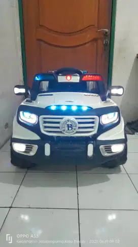Mobil aki anak merek Pliko masih hidup normal.