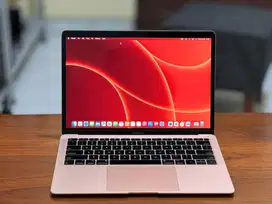 Macbook air retina 2018 i5 13inch 8/128