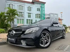 Mercedes Benz C300 KM Rendah Mulus 2019