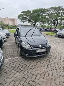 Suzuki SX4 Xover 2008 Hitam Manual Terawat