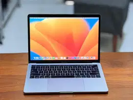 Macbook pro touchbar 2017 13inch i5 16/256