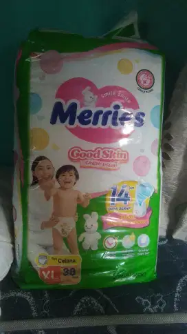 Pampers merries Celana 2 buting ukuran XL isi 38 pcs