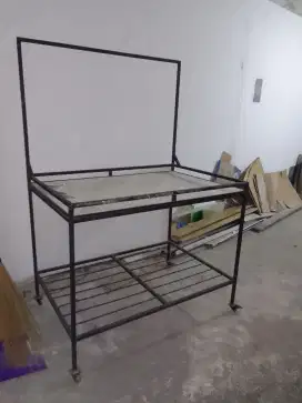 Dijual gerobak besi dorong kaki 5