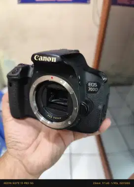 Kamera Canon Eos 700D Body only