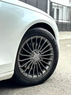 Audi A4 2013 Bensin