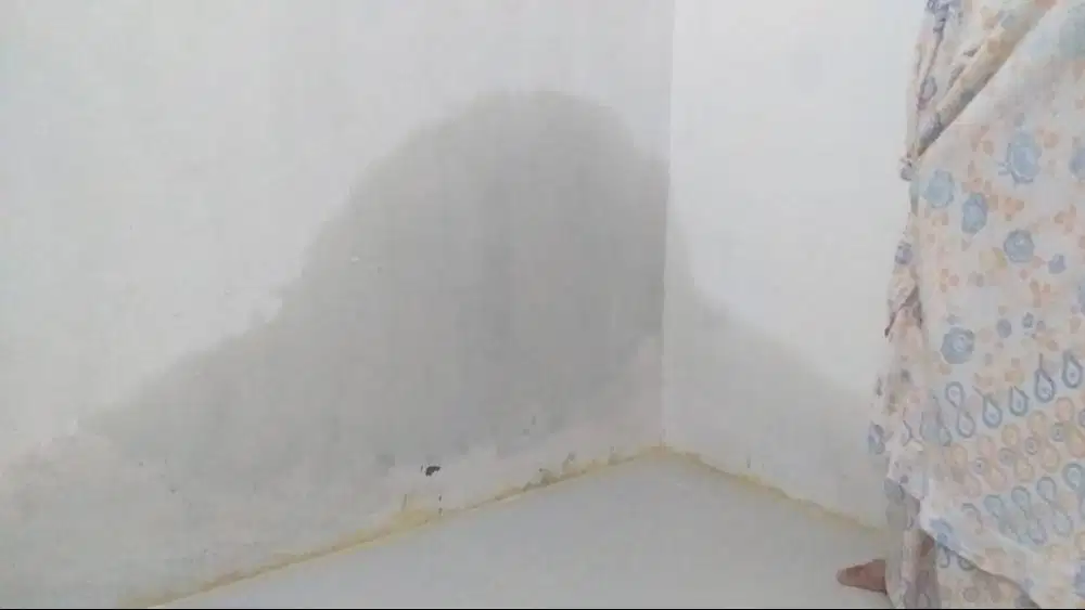 PERBAIKAN KEBOCORAN ATAP TALANG DLL