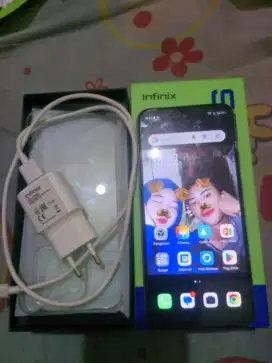 Infinix smart 9 4+4/128