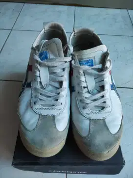 ONITSUKA TIGER 100% ORIGINAL PRELOVED