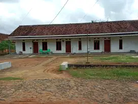 4 Rumah Kontrakan