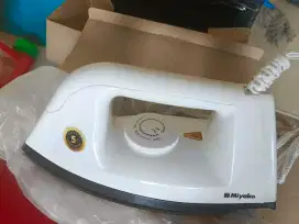 Dijual murah setrika baru Miyako