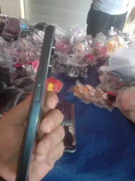 Dijual realme c33 keadaaan noken sangat lengkap