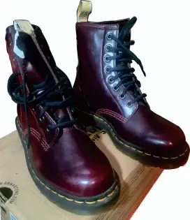 Docmart vegan 1460 uk 37