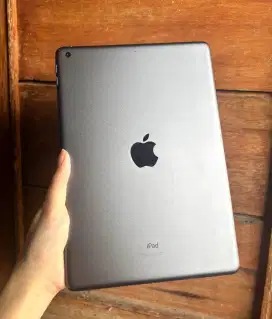 iPad Gen 8 32gb kelengkapan unit cassan Wifi Gres No Minus