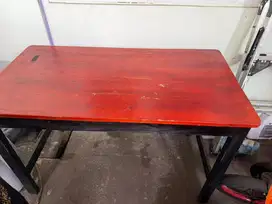 Meja kayu bekas serbaguna