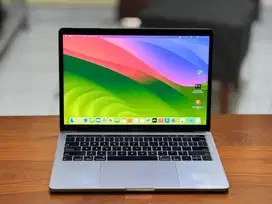 Macbook pro 2018 tb i7 16/256gb 13inch