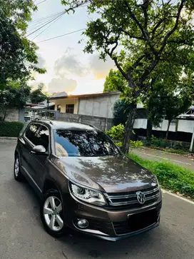 Vw Tiguan 1.4 TSI Blue Motion Tgn1, Low KM Siap Pakai