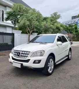 Mercedes Benz ML350 2009 TDP 19jt Sunroof