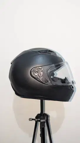 Helm HJC i10 Matte Black