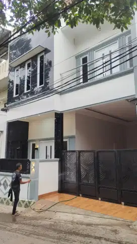 Rumah di jual siap tinggal