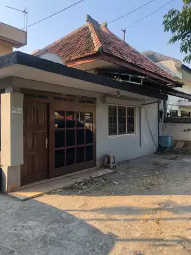 Rumah Strategis di Matraman, Bebas Banjir dan Potensi Investasi Kost