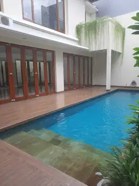 Rumah Area Premium di Cilandak Jaksel