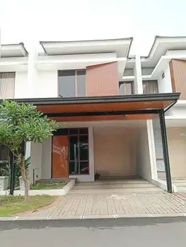Rumah baru full renovasi di sewakan secepatnya