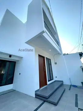 Rumah Baru Minimalis di kawasan Mampang Prapatan Jakarta Selatan