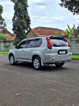 Nissan X-Trail 2010 Bensin